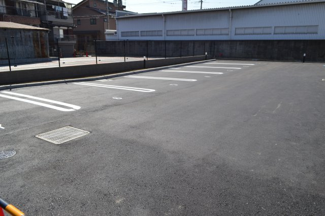 ＢＲＩＧＨＴ　ＷＩＮＧの駐車場