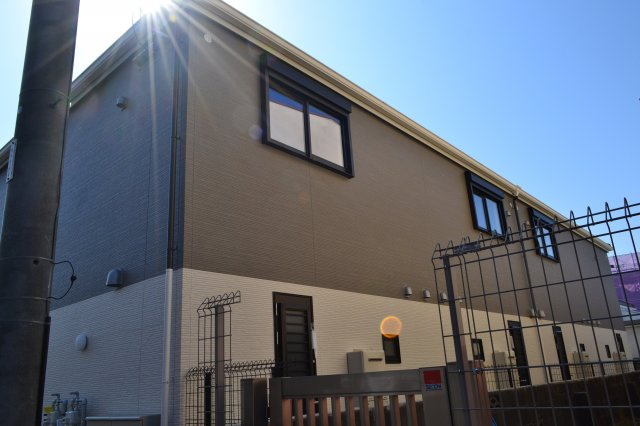 ＢＲＩＧＨＴ　ＷＩＮＧの外観