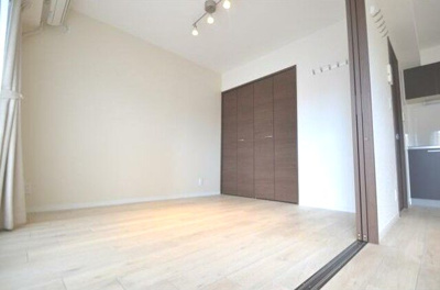 【寝室】 | 愛マンション | 寝室にもぴったりな洋室です