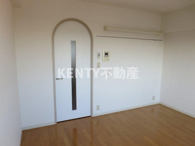 【寝室】 | グランヴェルジュ大鳥居 | 開放的な寝室です