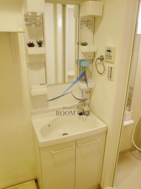 ルクシェール武蔵新田の洗面所|洗面台です。