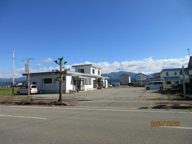 commercial 秋田県仙北郡美郷町野中字下明子236-1