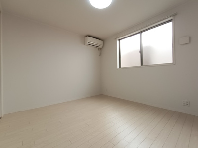 【居間・リビング】 | セントラルビレッジ新町 | 別部屋写真です。