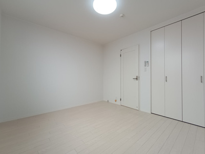 【居間・リビング】 | セントラルビレッジ新町 | 別部屋写真です。