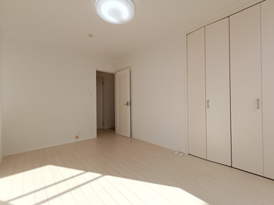 【居間・リビング】 | セントラルビレッジ新町 | 別部屋写真です。