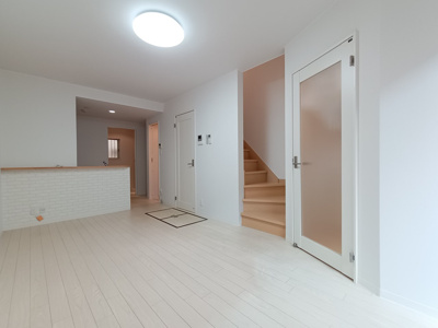 【居間・リビング】 | セントラルビレッジ新町 | 別部屋写真です。