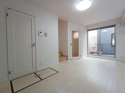 【居間・リビング】 | セントラルビレッジ新町 | 別部屋写真です。