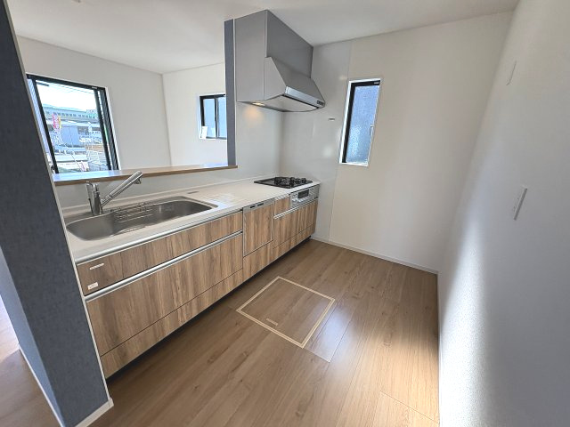 【キッチン】 | 糸島市志摩師吉8期・平屋　2号棟（全7棟）【仲介手数料無料・0円】 | 現地写真。