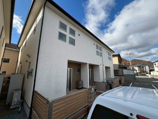 ロタス青山の外観