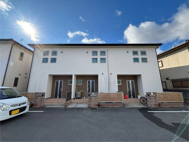 ロタス青山の外観