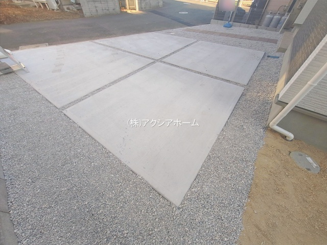入間市豊岡2丁目・全1棟　新築一戸建　の駐車場