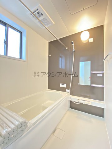 入間市豊岡2丁目・全1棟　新築一戸建　の浴室|1坪タイプのユニットバス