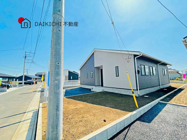 【前面道路含む現地写真】 | CRADLE GARDEN 加須市水深第3　新築戸建　全8棟　3号棟