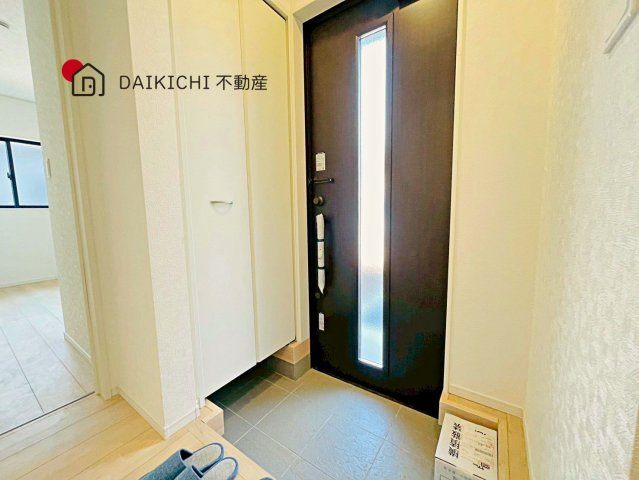 【玄関】 | CRADLE GARDEN 加須市水深第3　新築戸建　全8棟　3号棟