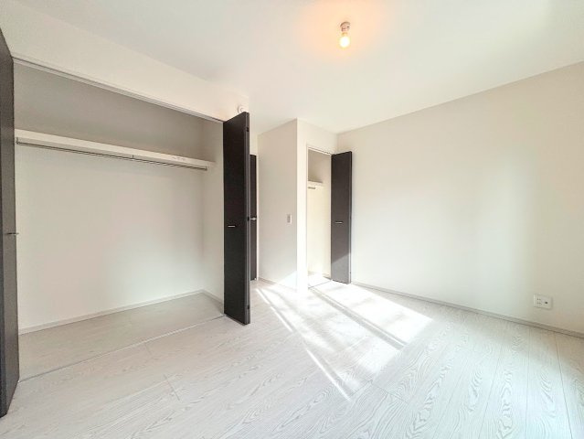 宮前区白幡台1丁目　新築戸建ての収納|◆暮らし心地を大きく左右する収納を、適材適所に配置し使い勝手を考慮しました。空間を余すところなく有効利用した収納は生活空間をより上質なものにしてくれるでしょう。
