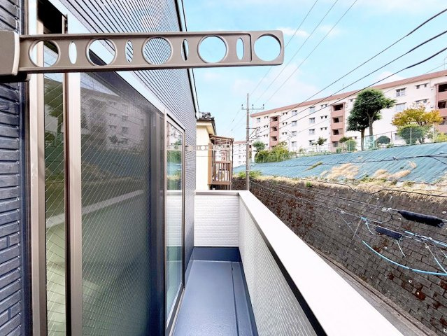 宮前区白幡台1丁目　新築戸建てのその他|◆日当たり良好なバルコニー！毎日のお洗濯にも嬉しいですね！
