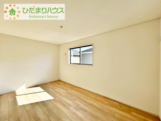 【寝室】 | つくば市大曽根第1　新築戸建　1号棟 | ゆとりのある主寝室！ご家族全員で寝れちゃいます♪