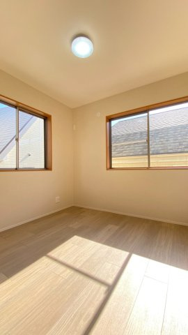 日野町の寝室|洋室