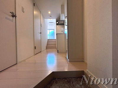 【玄関】 | ハーモニーテラス靖国町 | 落ち着いた玄関です