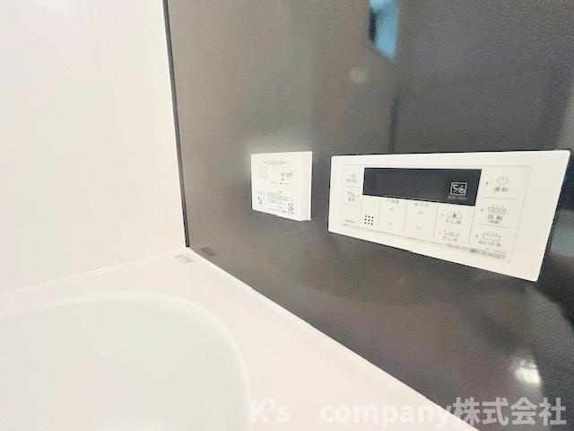茅ヶ崎市中海岸４丁目　新築戸建　１号棟の設備|ボタン一つでお風呂が沸かせる追い焚き機能付き☆