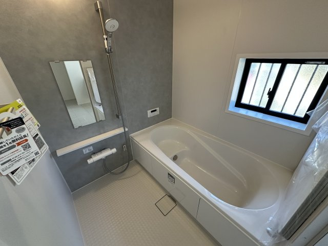 神戸市西区玉津町新方新築戸建の浴室