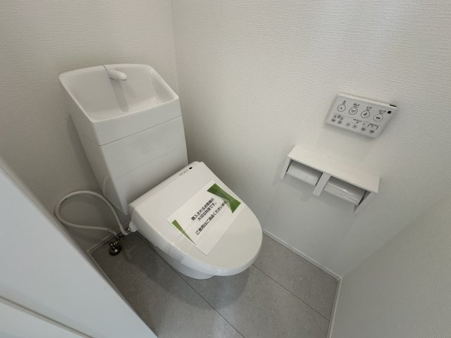 神戸市西区玉津町新方新築戸建のトイレ