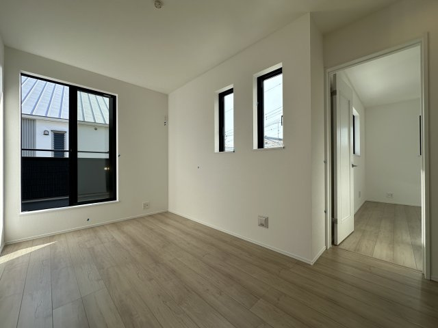 神戸市西区玉津町新方新築戸建の洋室