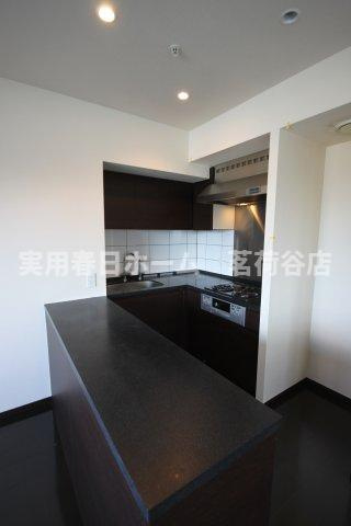 ※2022年の室内写真です。（フローリングの色が異なる可能性あり）