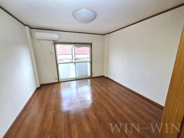 ROUTE 1 エルの居間・リビング|イメージ（同建物内別部屋の写真です）