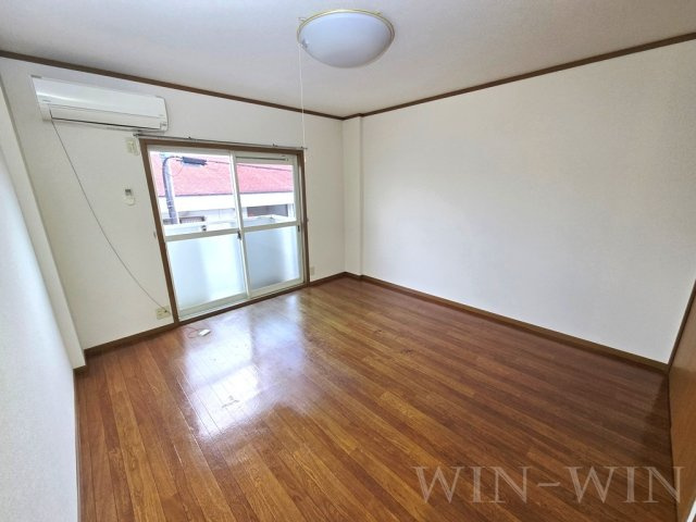 ROUTE 1 エルの居間・リビング|イメージ（同建物内別部屋の写真です）