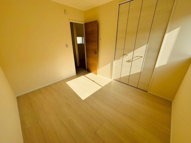 リーブルガーデン／北区鶴羽田第七／３号棟の洋室