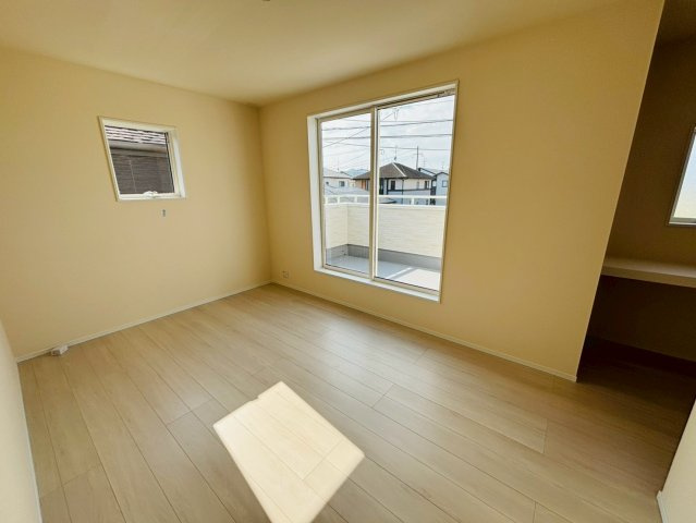 リーブルガーデン／北区鶴羽田第七／３号棟の洋室