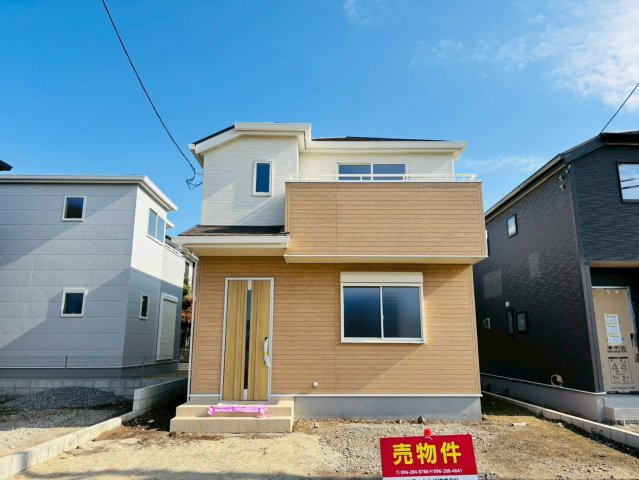 リーブルガーデン／北区鶴羽田第七／３号棟の外観