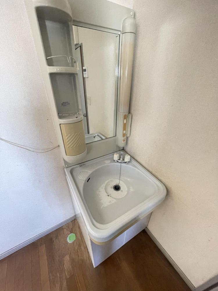 コートヴィレッジの独立洗面台