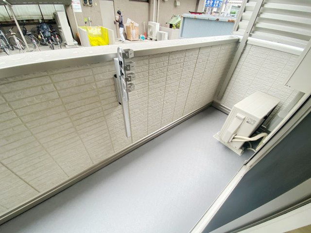 クレシア武蔵浦和のバルコニー