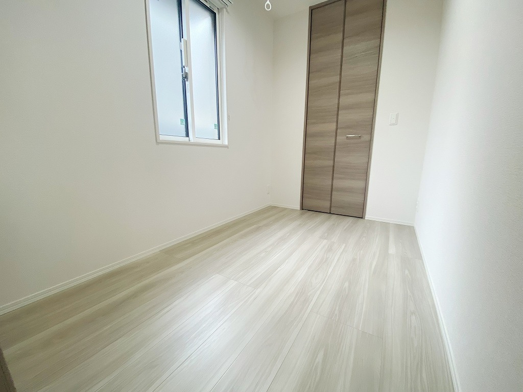 クレシア武蔵浦和の洋室