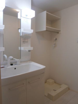 【洗面所】 | ＧＲＡＮＤＦＯＲＴ ＣＨＯＥＩ | 洗面台＆洗濯機置き場