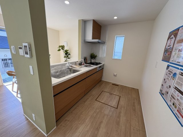 【キッチン】 | 福岡市西区拾六町3丁目1期　3号棟（全3棟）【仲介手数料無料・0円】 | 現地写真。