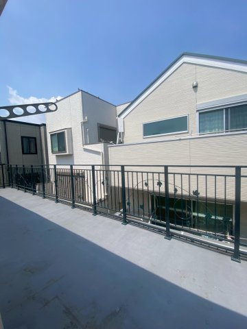 【バルコニー】