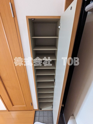 【設備】 | ドゥ・ベルジュール | シューズボックス