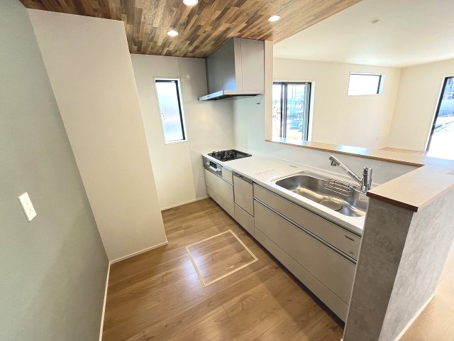 【キッチン】 | 糸島市志摩師吉8期・平屋　7号棟（全7棟）【仲介手数料無料・0円】 | 現地写真。