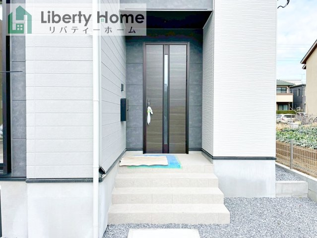 取手市井野9期　新築戸建　2号棟のエントランス