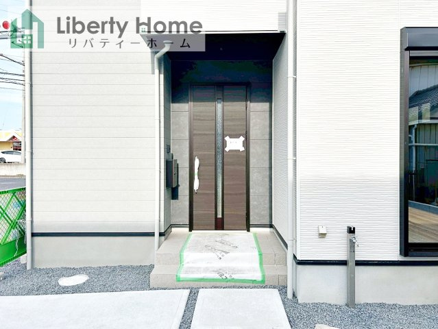 日立市東町3期　新築戸建　1号棟のエントランス