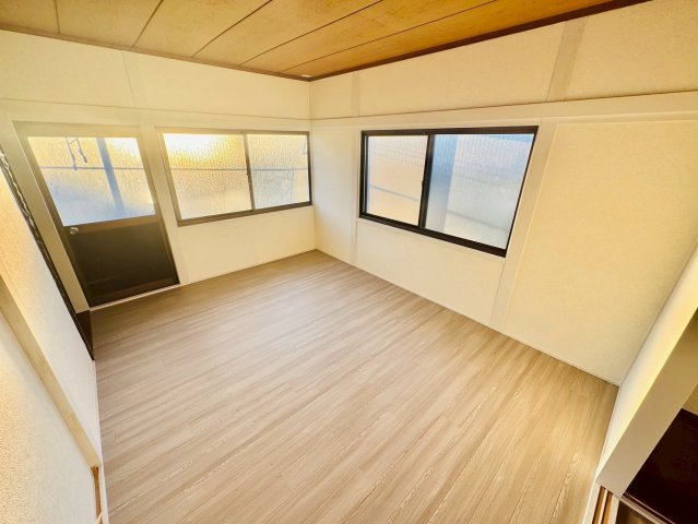 的形町戸建の洋室