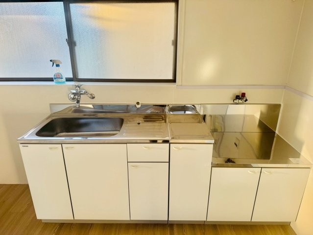 的形町戸建のキッチン