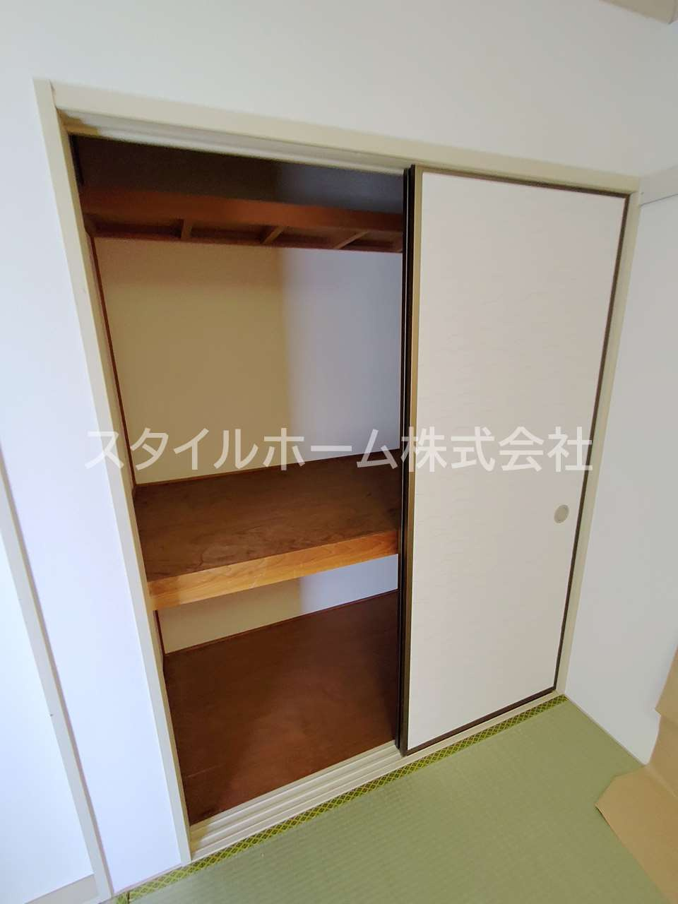 ライラックAの収納|別部屋写真です。