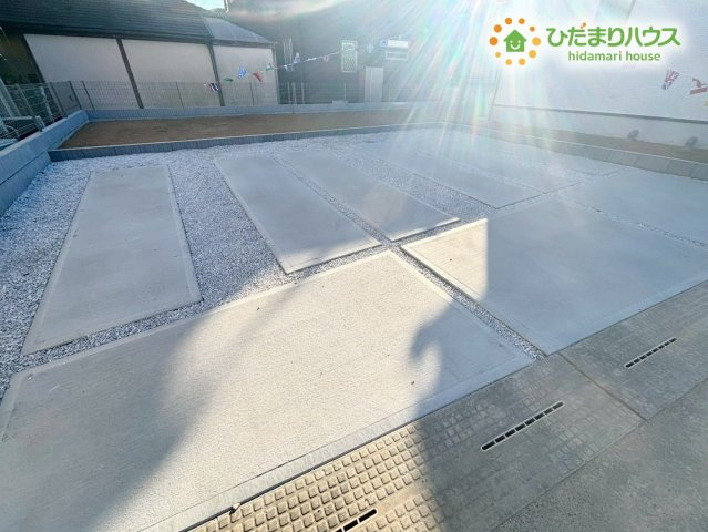 滑川町月輪　3期　新築一戸建て　グラファーレ　01の駐車場