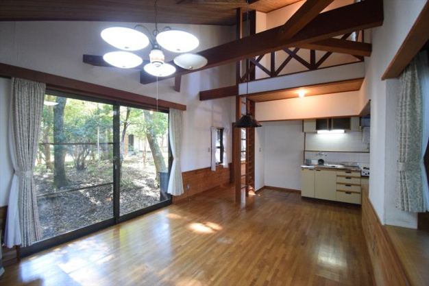 【居間・リビング】 | 東急天城高原別荘地　戸建