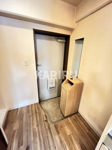 ガレットコートの玄関