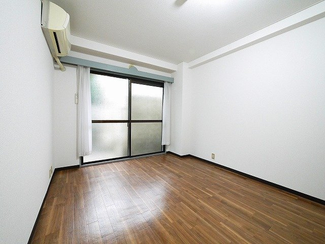 シャンテムーランの居間・リビング|使いやすい居間です